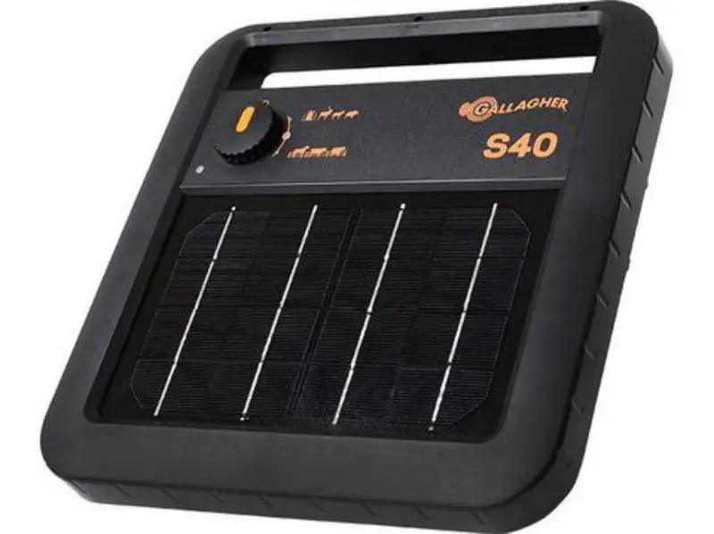 Gallagher G345404 Portable Solar Fence Charger Energizer, 0.4 Joules 1